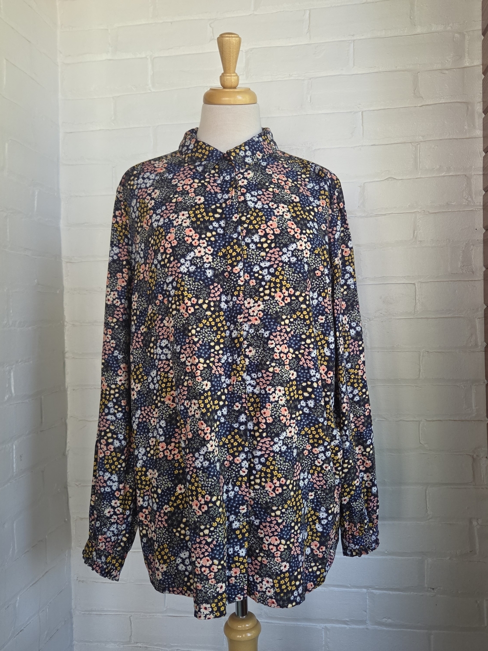 Joules Floral Top Button Front Long Sleeve Collared Kalina Size 18